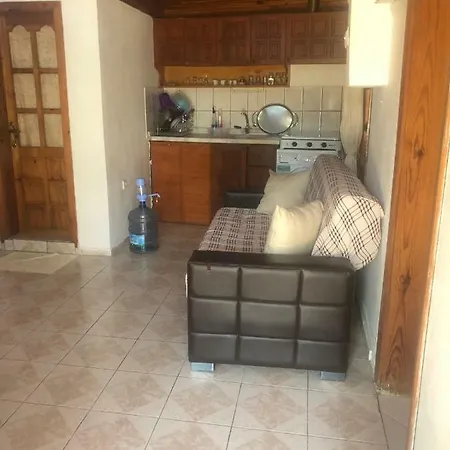 Kuecuek Ev Muğla